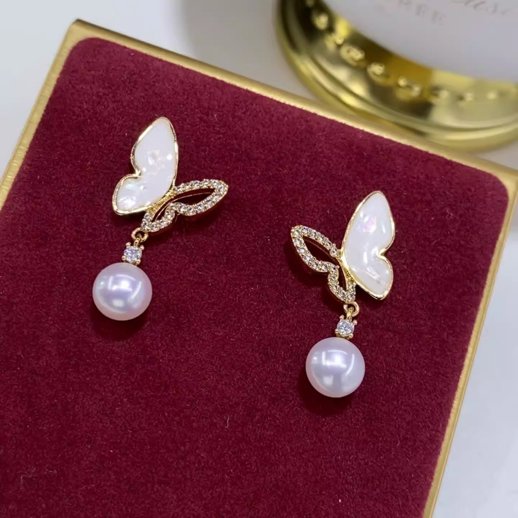 Bông Tai Ngọc Trai Tự Nhiên Dáng Bướm Điệu Đà Cánh Đá Phối Cánh Xà Cừ Không Cân Đối MADAME HIEN PEARLS Cho Nữ BTN247
