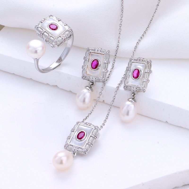 Set Trang Sức Ngọc Trai Tự Nhiên Phong Cách Cung Điện Hoàng Gia Gồm Dây Chuyền, Nhẫn, Bông Tai Ngọc Trai Khung Chữ Nhật Đính Hồng Ngọc MADAME HIEN PEARLS Sang Trọng SPS102