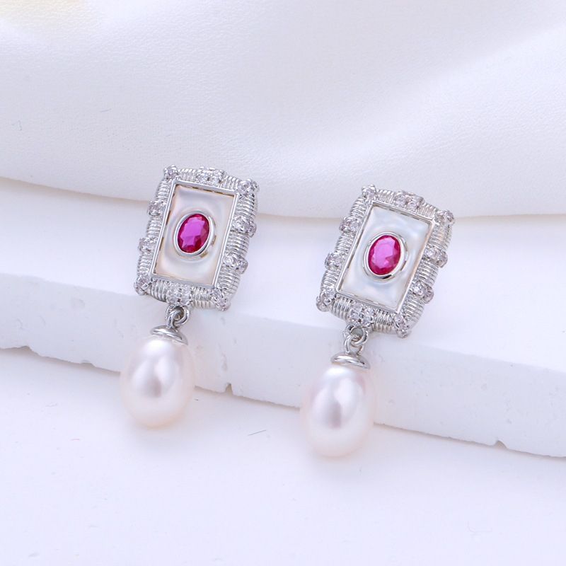 Set Trang Sức Ngọc Trai Tự Nhiên Phong Cách Cung Điện Hoàng Gia Gồm Dây Chuyền, Nhẫn, Bông Tai Ngọc Trai Khung Chữ Nhật Đính Hồng Ngọc MADAME HIEN PEARLS Sang Trọng SPS102