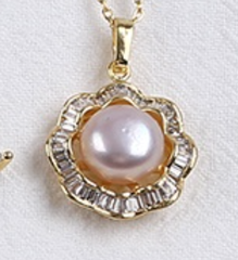 Mặt dây chuyền ngọc trai nuôi tự nhiên mạ vàng 18k MN019