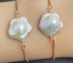 Vòng Tay Nguyễn Phối Mặt Ngọc Trai Dị Baroque Thời Trang Tối Giản Unisex Nam Nữ MADAME HIEN PEARLS VTB051