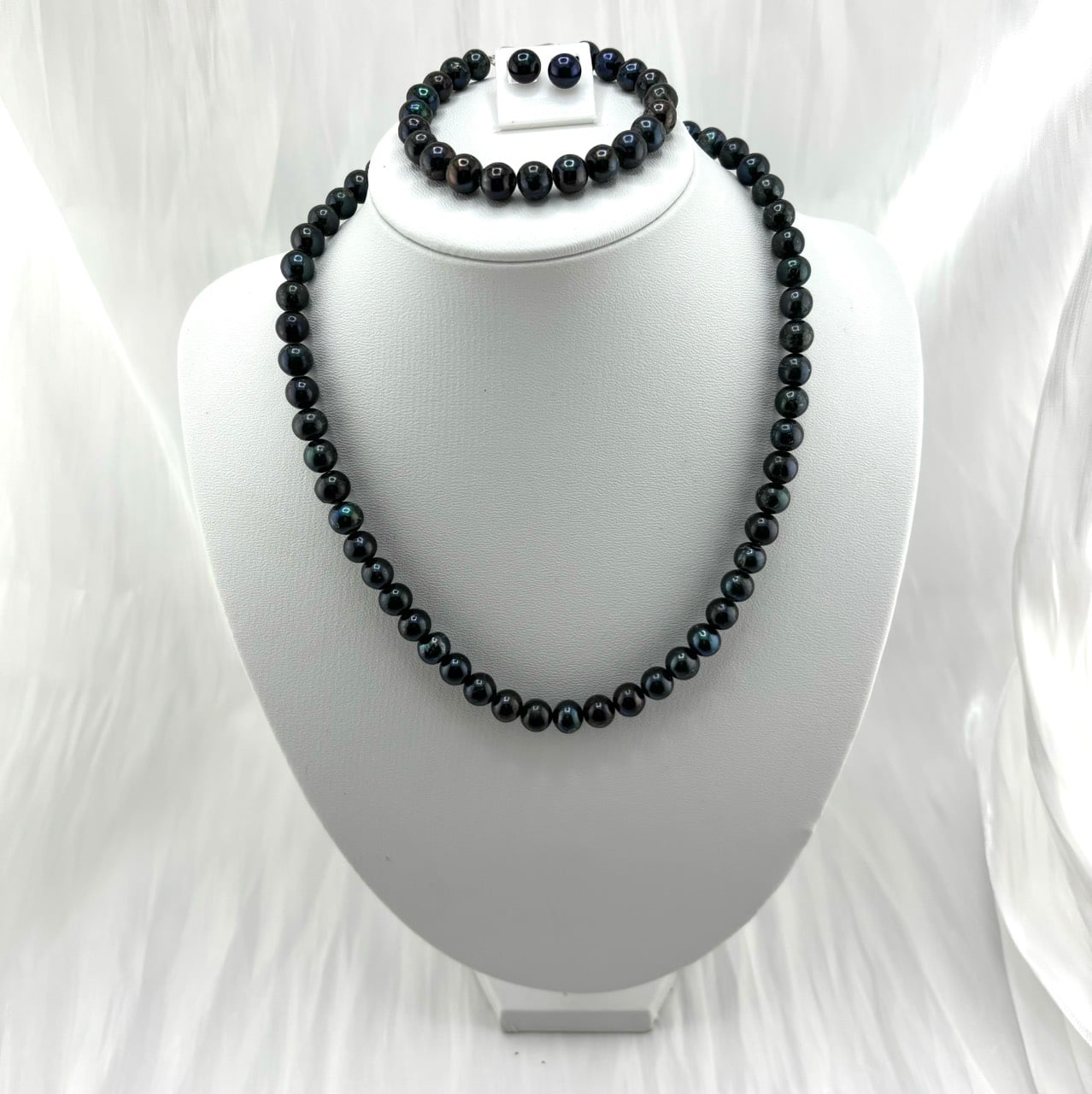 Bộ Set Trang Sức Ngọc Trai Đen Tự Nhiên 8-9mm Gồm Vòng cổ + Vòng Tay + Bông tai Ngọc Trai MADAME HIEN PEARLS SCT006D