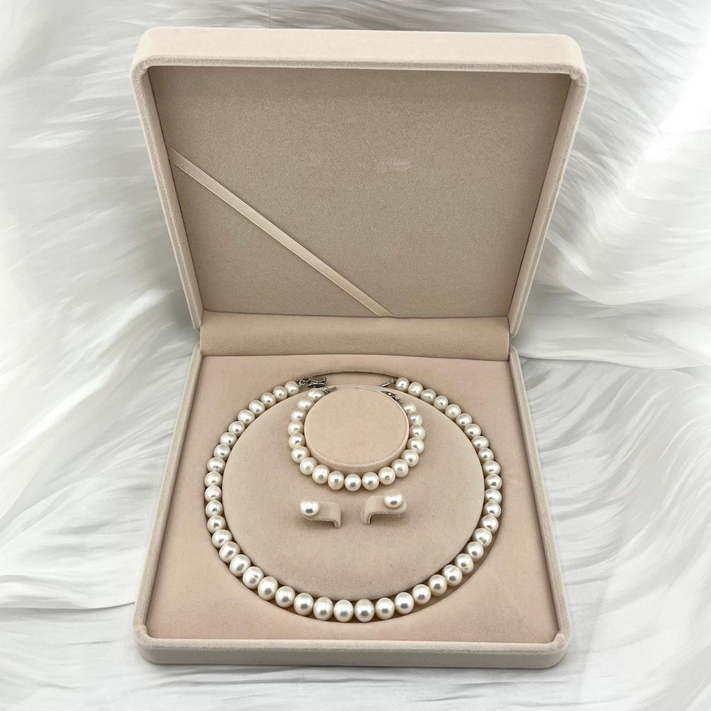Set Bộ Trang Sức Ngọc Trai Tròn Tự Nhiên 9-10mm Gồm Vòng cổ Choker + Vòng Tay MADAME HIEN PEARLS SCT011