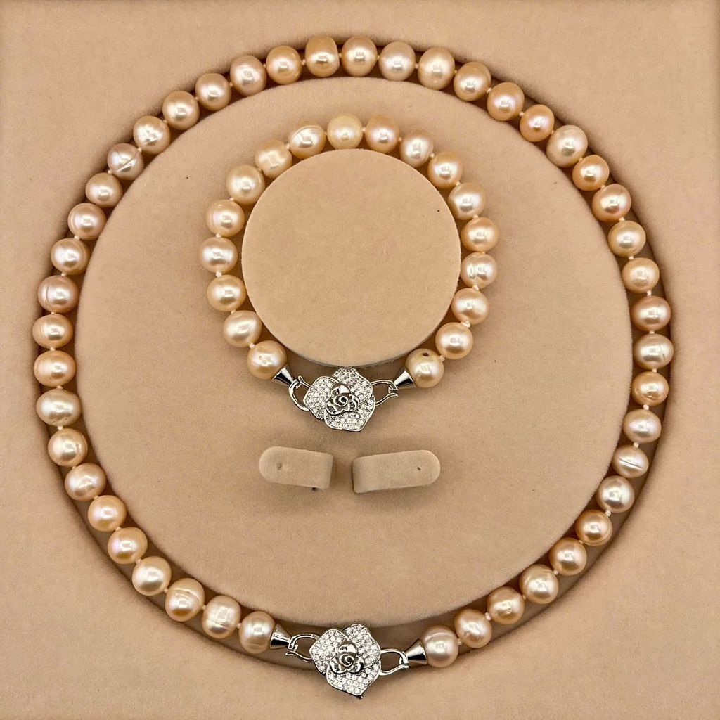 Bộ Set Ngọc Trai Vòng cổ và Vòng Tay Trắng Tự Nhiên Khoá Hoa Trà 3 Cánh MADAME HIEN PEARLS SCT036