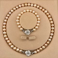 Bộ Set Ngọc Trai Vòng cổ và Vòng Tay Trắng Tự Nhiên Khoá Hoa Trà 3 Cánh MADAME HIEN PEARLS SCT036