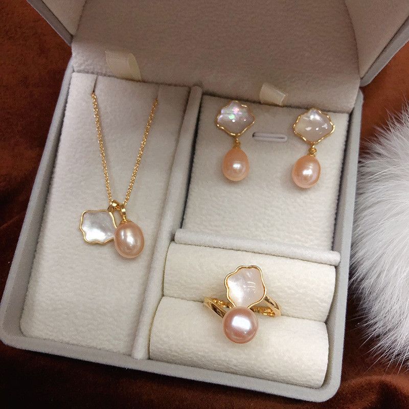 Bộ Set Ngọc Trai Vòng cổ + Nhẫn + Bông Tai Dáng Sò Xà Cừ Trắng Tự Nhiên SPS014