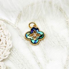 Chốt Khoá Mặt Vòng cổ Hoặc Vòng Tay Mạ Vàng 18k Cỏ 4 Lá  Xà Cừ Màu Bàu Ngư Khuyết Tâm MADAME HIEN PEARLS PKKC010
