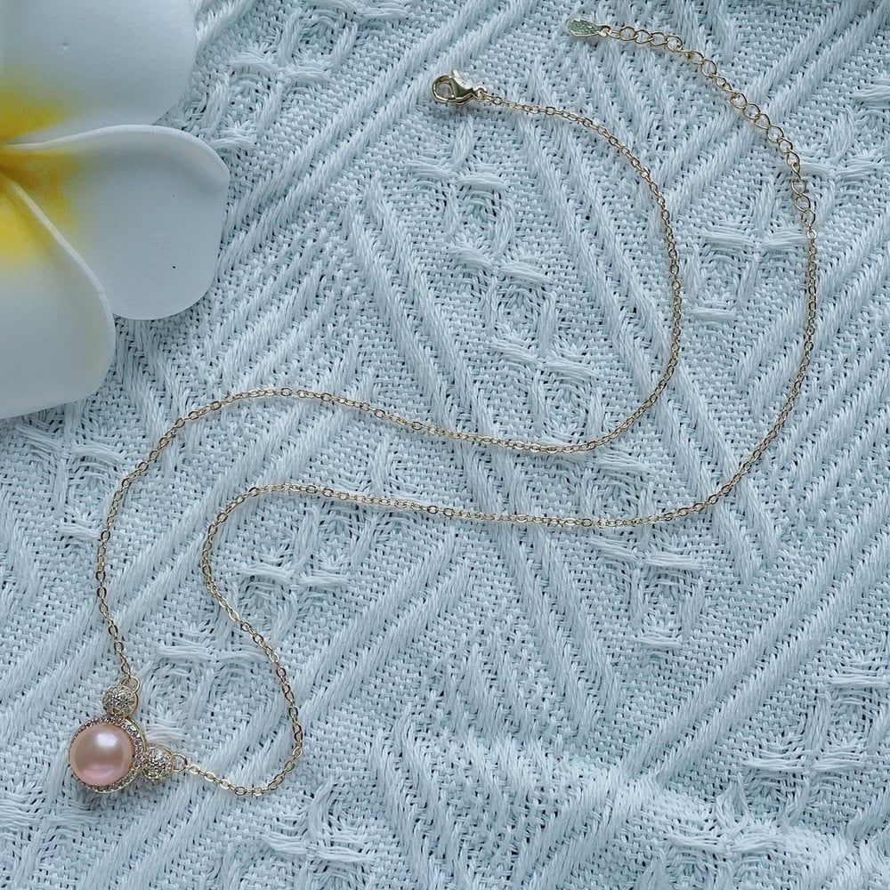 Vòng cổ Bạc Mặt Hình Chuột Mickey Ngọt Ngào Dễ Thương Ngọc Trai Tự Nhiên MADAME HIEN PEARLS MN020T