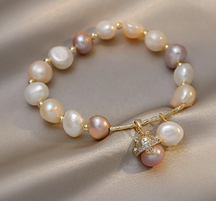 Vòng Tay Hạt Trai Tự Nhiên MADAME HIEN PEARLS Charm Mèo Phong Cách Baroque cá tính đáng yêu VTB005M