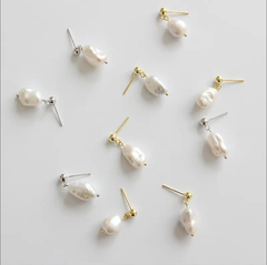 Bông Tai Bạc 925 Mạ MADAME HIEN PEARLS Đính Hạt Trai Baroque Nước Ngọt Tự Nhiên BTB002