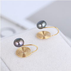 Bông Tai Dạng Kẹp Đính Hạt Ngọc Trai Tròn MADAME HIEN PEARLS Đơn Giản Cá Tính Cho Nữ BTN008