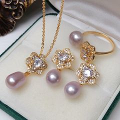 Bộ Set Ngọc Trai Dây chuyền, Nhẫn và Bông Tai Mặt Hoa Hồng MADAME HIEN PEARLS Cho Nữ SPS018V