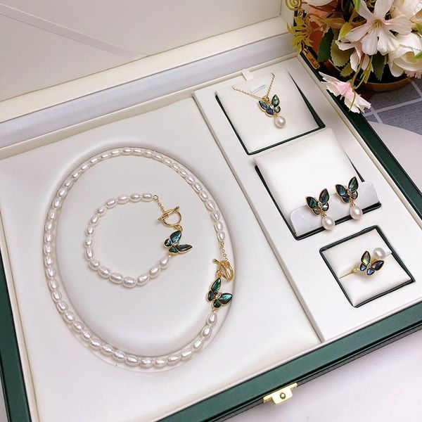 Bộ Set Ngọc Trai Tự Nhiên Mặt Bướm Xà Cừ Vỏ Bàu Ngư MADAME HIEN PEARLS SPS084