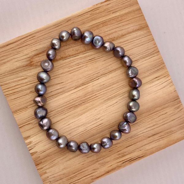 Vòng Tay Ngọc Trai Đơn giản Hạt Baroque Tự Nhiên Màu Đen MADAME HIEN PEARLS Unisex Nam Nữ VTB011