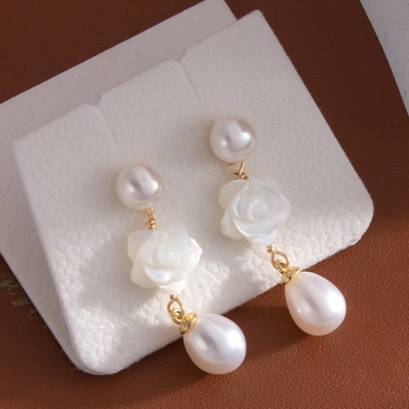 Bông Tai Ngọc Trai Nước Ngọt Tự Nhiên Giọt Nước Tua Hoa Hồng Phong Cách Pháp MADAME HIEN PEARLS BTG050