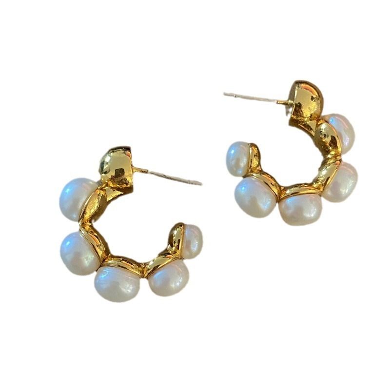 Bông Tai Ngọc Trai Tự Nhiên Dáng C Khối 5 Hạt Ngọc Trai Cá Tính Sành Điệu MADAME HIEN PEARLS Cho Nữ BTN184