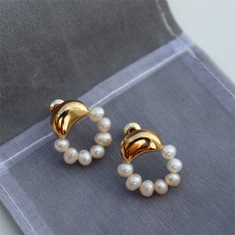 Bông Tai Ngọc Trai Tự Nhiên Vòng Tròn Cham Kim Loại Sang Trọng Thời Trang MADAME HIEN PEARLS BTT036