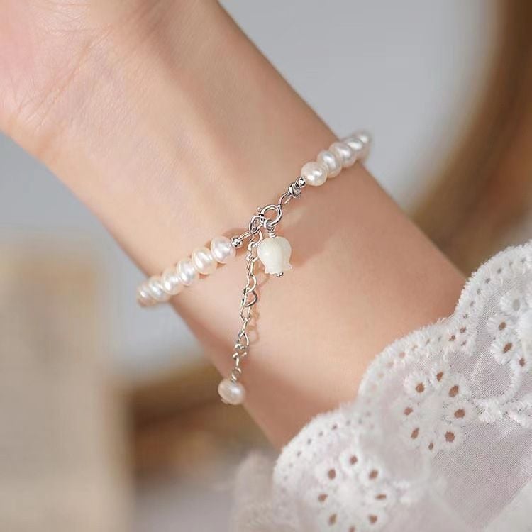 Vòng Tay Ngọc Trai Tự Nhiên Phối Chuông Gió Hoa Linh Lan Lily In The Valley Dễ Thương MADAME HIEN PEARLS Cho Nữ VTT039