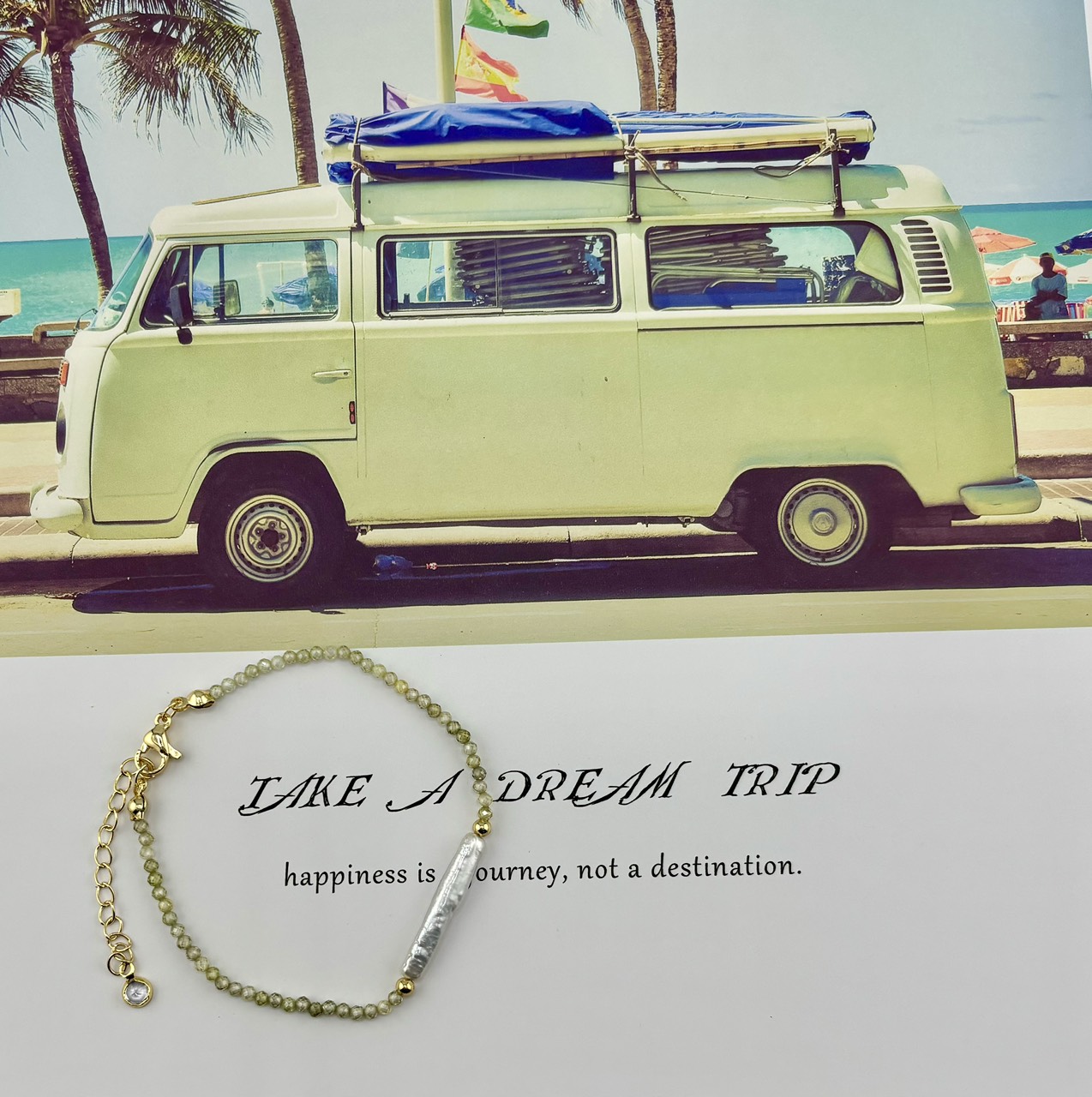 Vòng Tay Cườm Xanh Cốm Mặt Ngọc Trai Baroque Dáng Que Đáng Yêu MADAME HIEN PEARLS VTB059