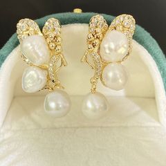 Bông tai Ngọc Trai Tự Nhiên Hạt Dị Baroque Dáng Bướm Dị Tua Rua MADAME HIEN PEARLS Thời Trang Cao Cấp BTB059