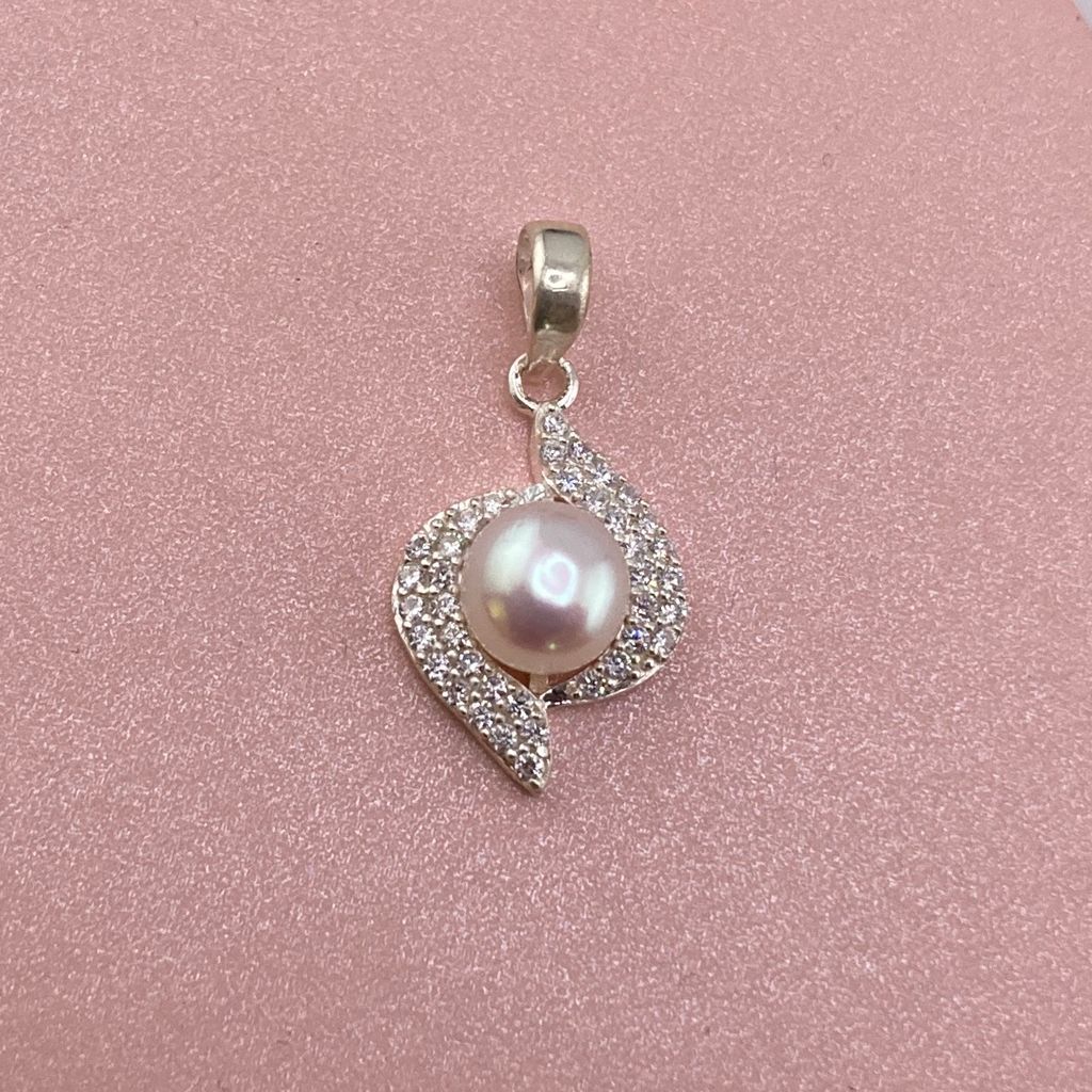Mặt Dây Chuyền Bạc Ta Mặt Ngọc Trai Tự Nhiên MH1084 MADAME HIEN PEARLS Cho Nữ MN023