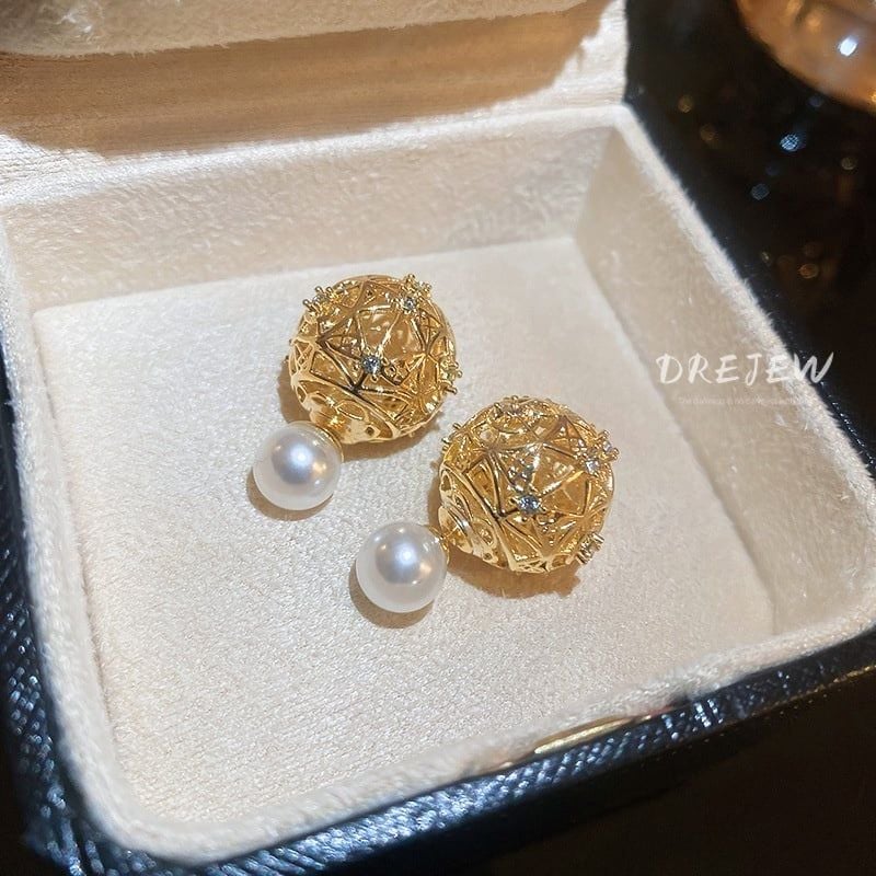 Bông Tai Ngọc Trai Nuôi Tự Nhiên Quý Phái 2 Kiểu Đeo Linh Hoạt MADAME HIEN PEARLS Cho Nữ BTN039