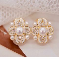 Bông Tai Ngọc Trai Kẹp Tai Kim Bạc Ý s925 Mạ Vàng 14k Dáng Cánh Hoa Hoàng Gia Ý Sang Trọng BTN111