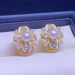 Bông Tai Ngọc Trai Kẹp Tai Kim Bạc Ý s925 Mạ Vàng 14k Dáng Cánh Hoa Hoàng Gia Ý Sang Trọng BTN111