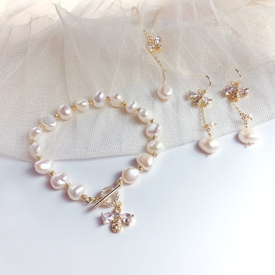 Bông Tai Ngọc Trai Tự Nhiên Mặt Ong Thả Tua Rua Dài Hạt Ngọc Trai Baroque Đáng Yêu MADAME HIEN PEARLS Cho Nữ BTB117