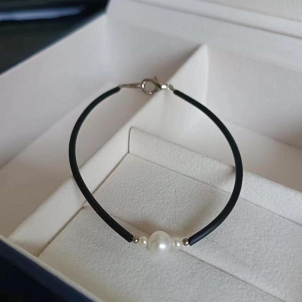 Vòng Tay Ngọc Trai Tự Nhiên Phối Dây Da Đen MADAME HIEN PEARLS Thời Trang Nam Nữ Unisex VTT054