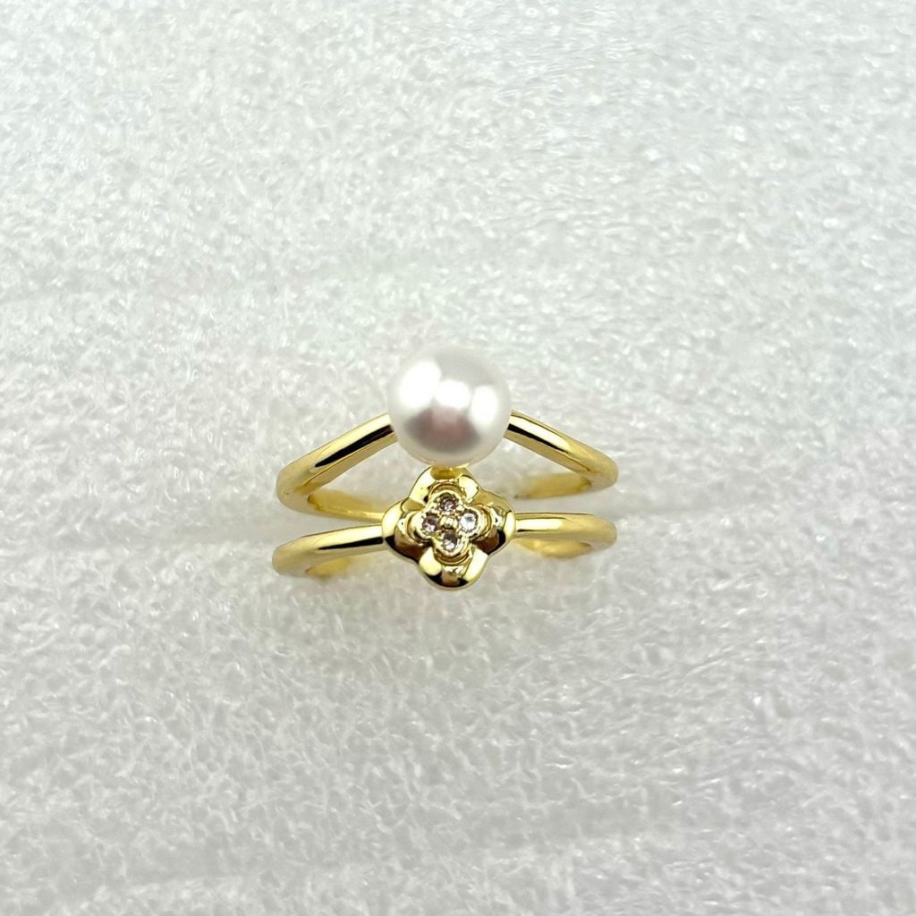 Nhẫn Ngọc Trai Tự Nhiên Vòng Đôi Mặt Ngọc Trai Tự Nhiên Điểm Hoa 4 Cánh Mini Xinh Xắn MADAME HIEN PEARLS Cho Nữ NN095