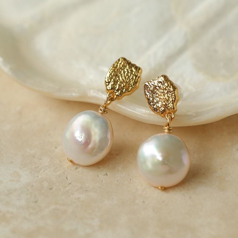 Bông tai Mặt Kim Sáng Tạo Tua Rua Hạt Ngọc Trai Dị Baroque MADAME HIEN PEARLS Thời Trang Cao Cấp BTB081