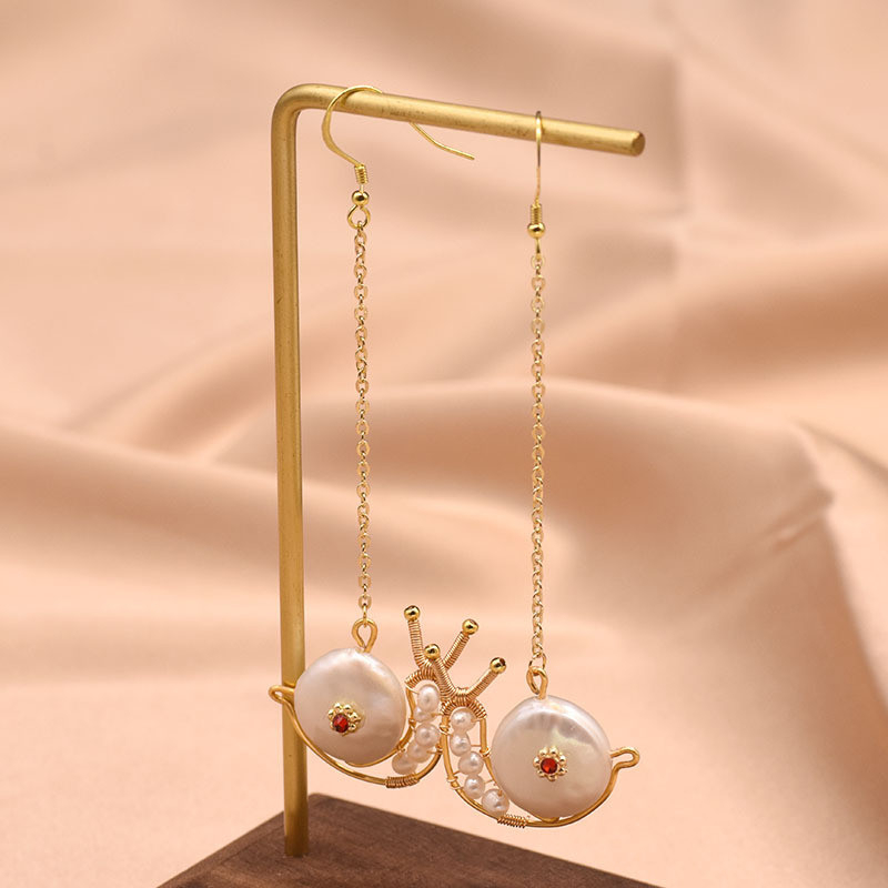 Bông Tai Móc Câu Tua Rua Dài Đính Ngọc Trai Baroque Tự Nhiên Hình Đồng Xu Dáng Ốc Sên MADAME HIEN PEARLS Cho Nữ BTB130