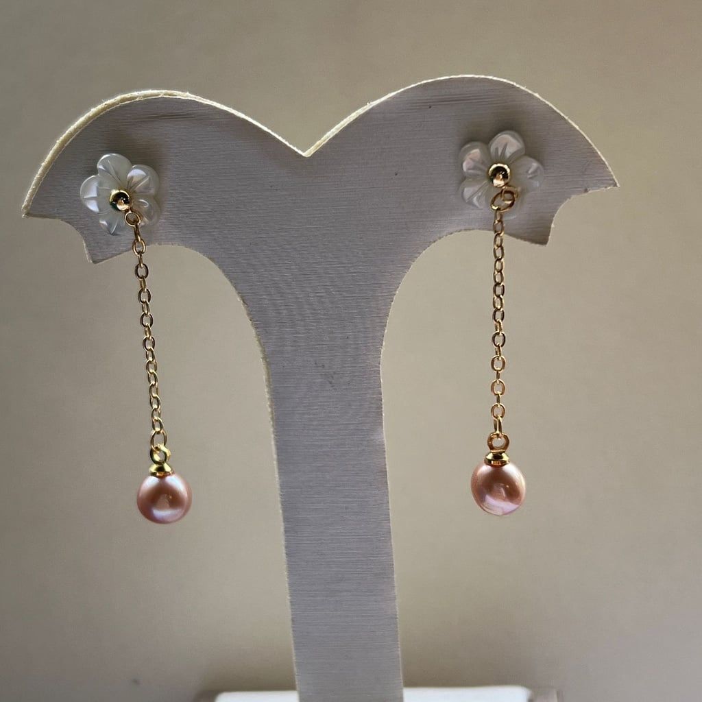 Bông Tai Ngọc Trai Tự Nhiên Tua Rua Hạt Ngọc Trai Giọt Nước Mặt Vỏ Trai Hình Hoa 5 Cánh Dễ Thương MADAME HIEN PEARLS Cho Nữ BTG132