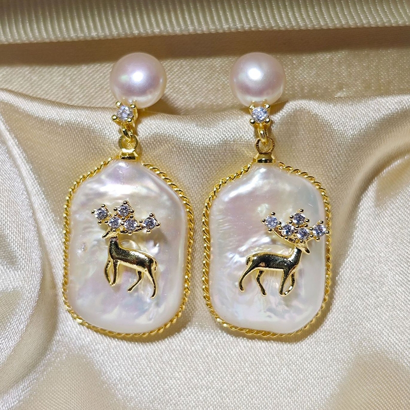 Bông Tai Tua Rua Viên Ngọc Trai Baroque Hình Chữ Nhật Cẩn Kỳ Lân Mạ Vàng Và Pha Lê MADAME HIEN PEARLS Cho Nữ BTB124