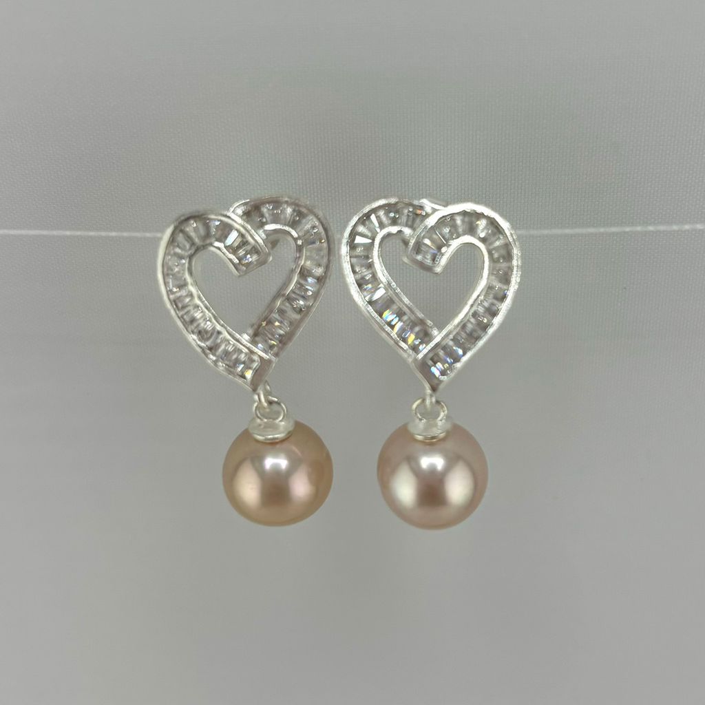 Bông Tai Ngọc Trai Tự Nhiên Khung Bạc Ta Đính Pha Lê Mặt Trái Tim Tua Rua 1 Hạt Ngọc Trai Tự Nhiên MADAME HIEN PEARLS Cho Nữ BTN218