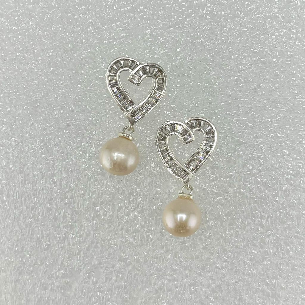 Bông Tai Ngọc Trai Tự Nhiên Khung Bạc Ta Đính Pha Lê Mặt Trái Tim Tua Rua 1 Hạt Ngọc Trai Tự Nhiên MADAME HIEN PEARLS Cho Nữ BTN218