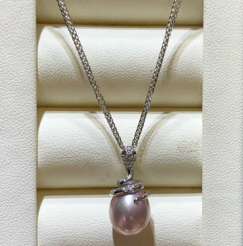 Dây chuyền Ngọc Trai Bạc Ý s925 Mạ Vàng Ý Đính Ngọc Trai Tím Khoá Thần Rắn Ôm Châu May Mắn, Thịnh Vượng BMVMG001