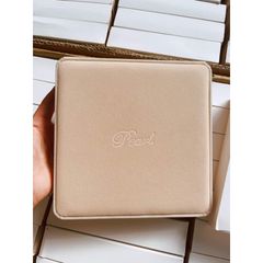 Hộp đựng trang sức Pearls cao cấp 19cm * 19cm * 4cm PKG006H
