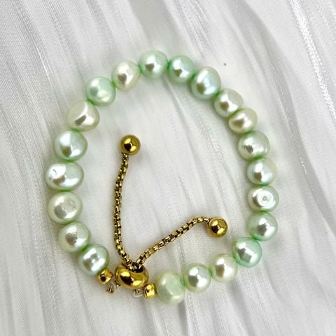 Vòng Tay Tự Nhiên Baroque Màu Xanh Lá Lạ Mắt MADAME HIEN PEARLS VTB078