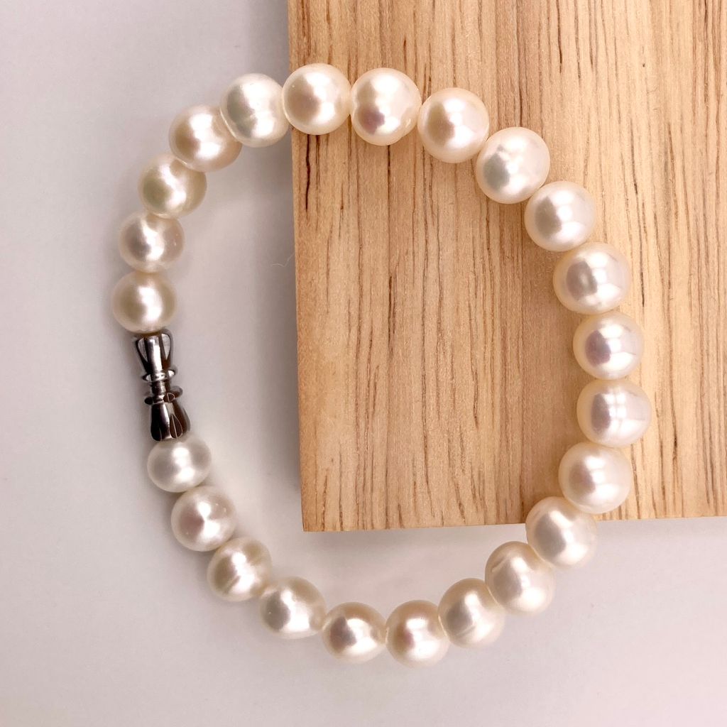 Vòng Tay Ngọc Trai Tự Nhiên Hạt Gần Tròn Đơn Giản MADAME HIEN PEARLS VTT002