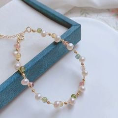 Vòng Tay Ngọc Trai Tự Nhiên phối Đá Tourmaline Đa Sắc Màu MADAME HIEN PEARLS Đáng Yêu Cho Bé VTT094
