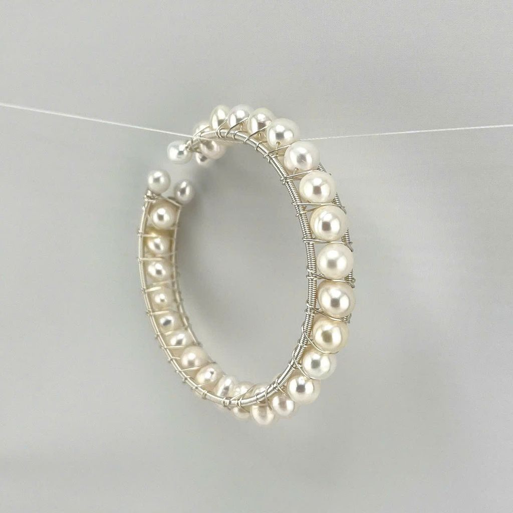 Vòng Tay Ngọc Trai Còng Cứng Bện MADAME HIEN PEARLS Cá Tính Nam Nữ Unisex VTT102