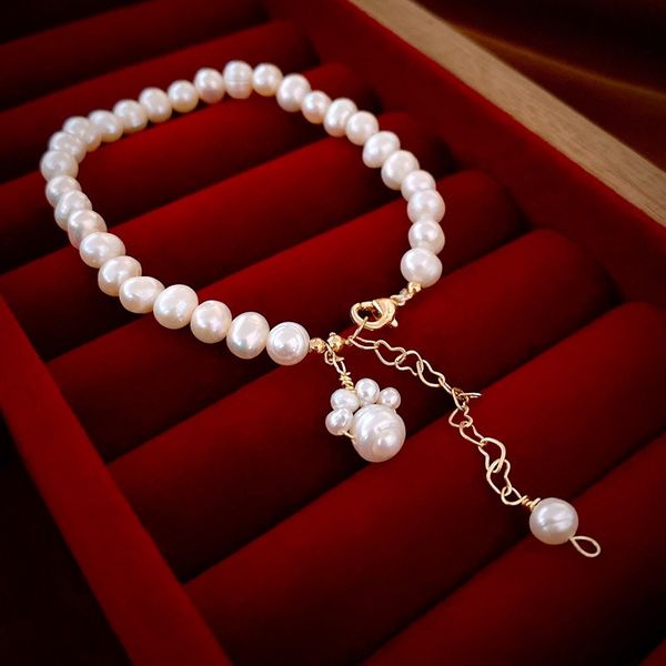Vòng Tay Ngọc Trai Phối Tua Rua Mèo MADAME HIEN PEARLS Đáng Yêu Cho Nữ VTT103