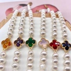 Vòng Tay Ngọc Trai Tự Nhiên Mặt Đá Cỏ 4 Lá MADAME HIEN PEARL Cho Nữ VTT124