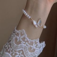 Vòng Tay Ngọc Trai Khoá Bướm Thời Trang Cao Cấp MADAME HIEN PEARLS Cho Nữ VTT025
