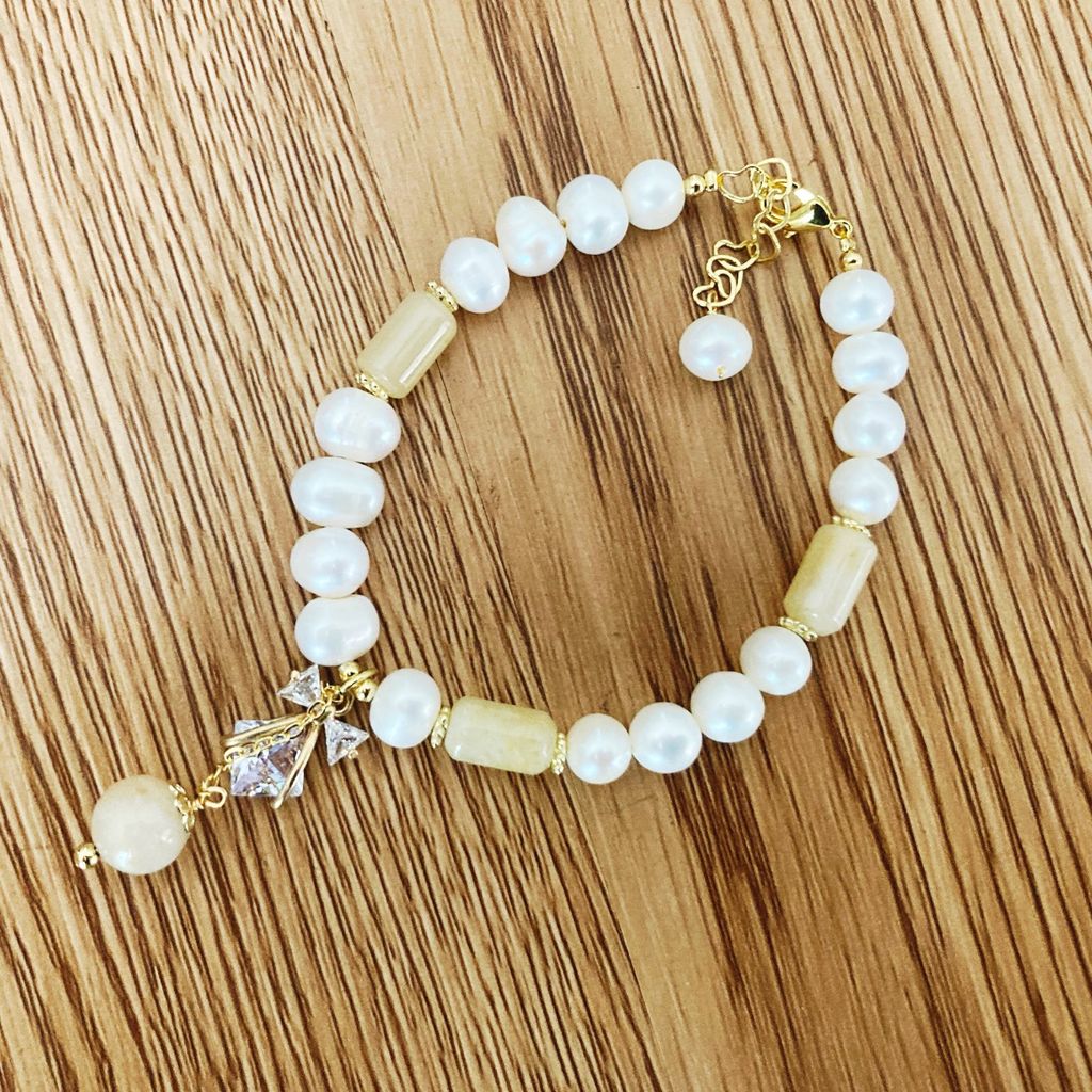 Vòng Tay Ngọc Trai Tự Nhiên phối Đá Cẩm Thạch màu ngà phật tử MADAME HIEN PEARLS VTT032