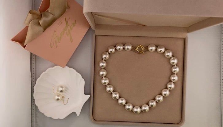Vòng Cổ Chốt Khoá Vàng 14K Madame Hien Pearls Ngọc Trai Đá 15-16mm AAAA YM001