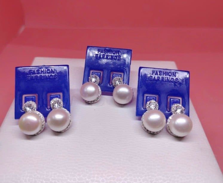 Bông Tai Ngọc Trai Bạc Ta Đính Đá Quý Nhí Tròn MADAME HIEN PEARLS sang trọng, quý phái BTN038