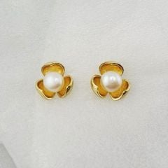 Bông Tai Ngọc Trai Tự Nhiên Hoa Hiệu Ứng 3 Cánh Nở Sống Động MADAME HIEN PEARLS BTN106